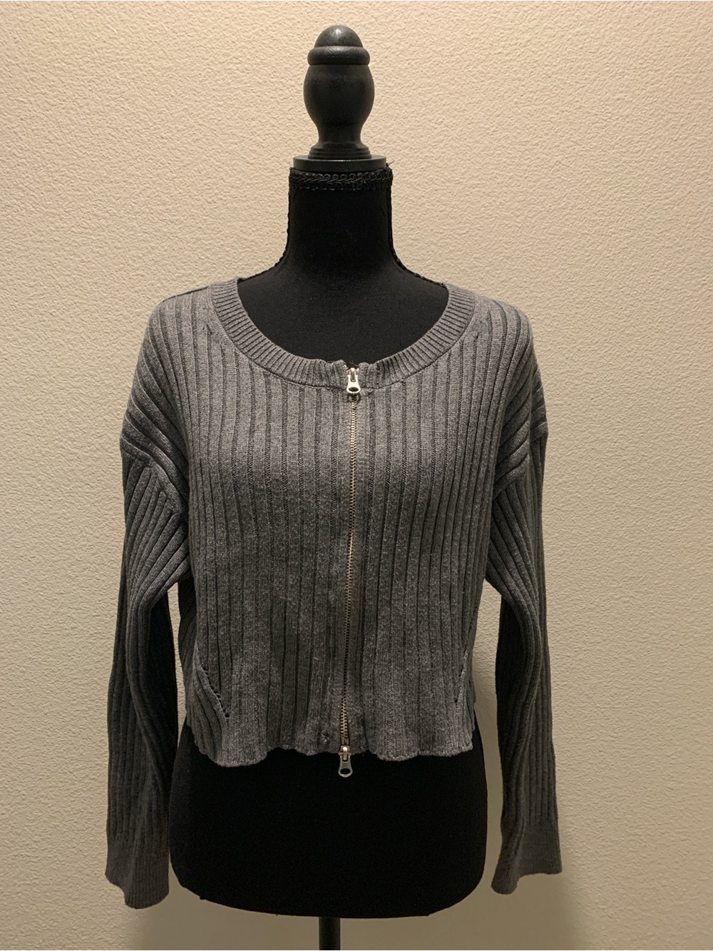 wild fable Gray Ribbed Zip-Front Cardigan (Size M)